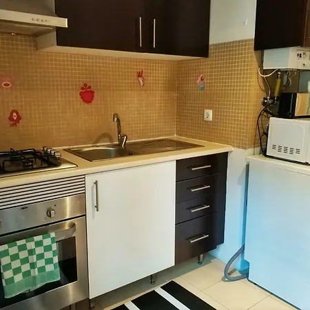 Be 1 Of Us Bairro Alto Santa Catarina * 리스본