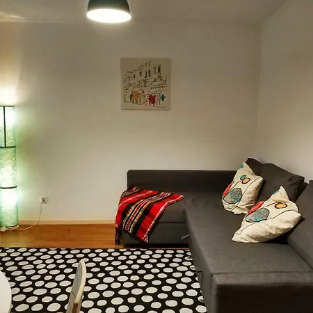 Be 1 Of Us Bairro Alto Santa Catarina * Lisboa