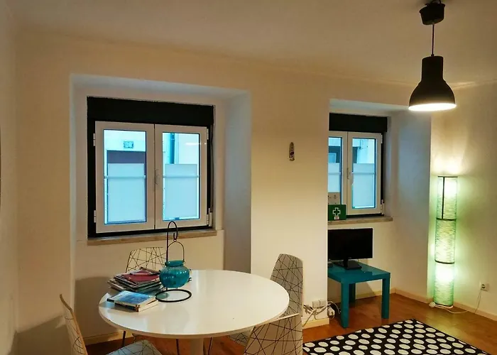 Be 1 Of Us Bairro Alto Santa Catarina Lisboa